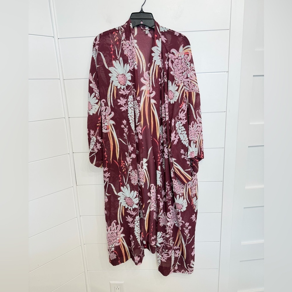 Free People Intimately if you say so burgundy pink floral kimono 23731 - Picture 6 of 12